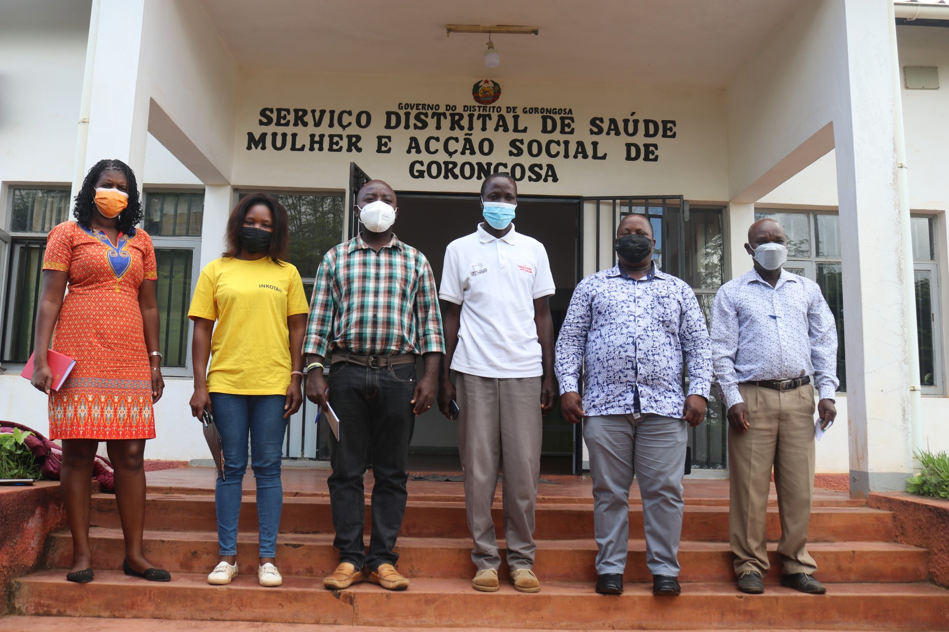 UNAC REALIZA ESTUDO DE BASE PARA IMPLEMENTAÇÃO DO PROJECTO DE RECUPERAÇÃO DE SEMENTES LOCAIS EM GORONGOSA E BÁRUÈ